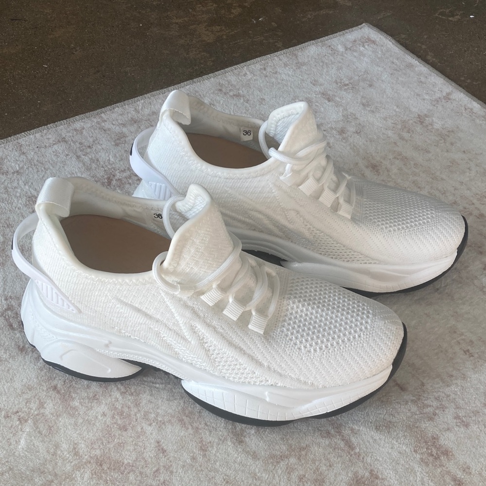 Tallure 4” boost sneakers